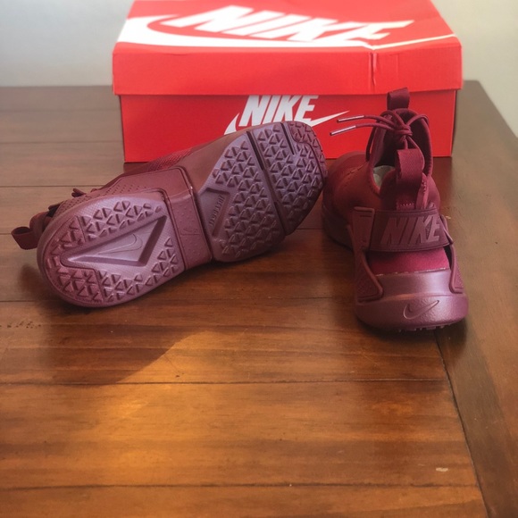 🆕❌SOLD❌Nike Huarache - Picture 5 of 6